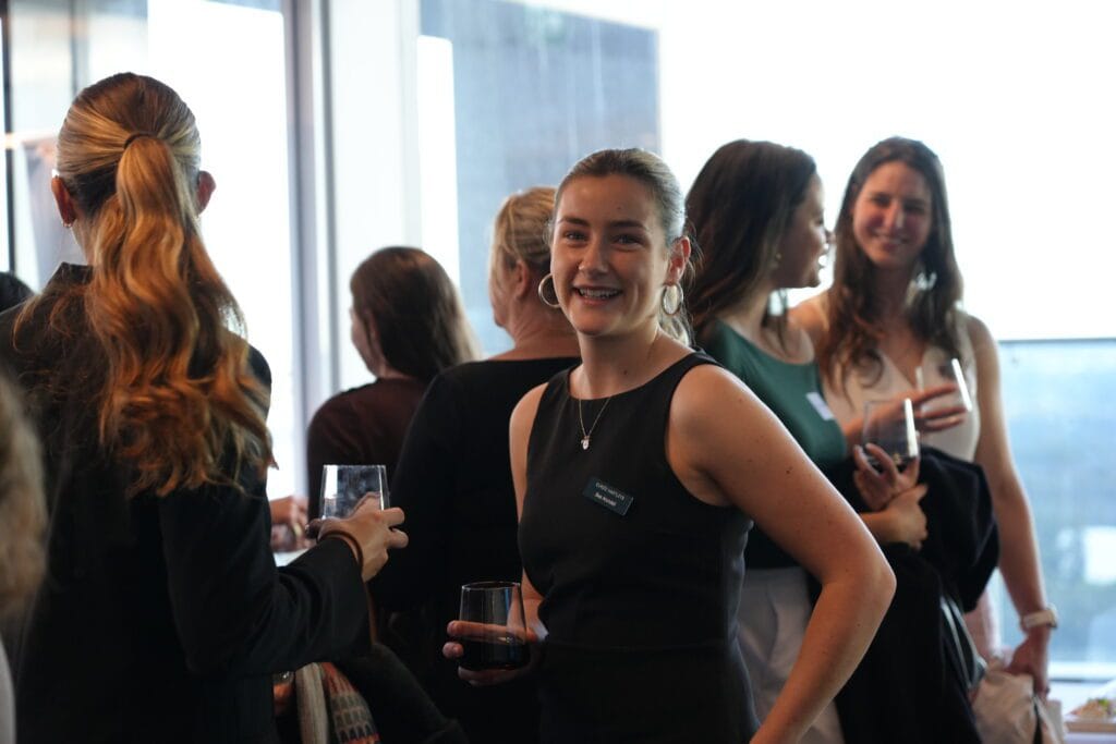 STH08366 - St Hilda's Anglican School For Girls