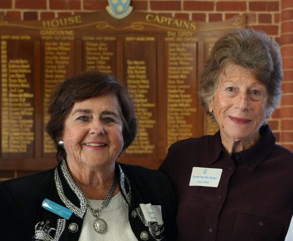 STH09601 - St Hilda's Anglican School For Girls